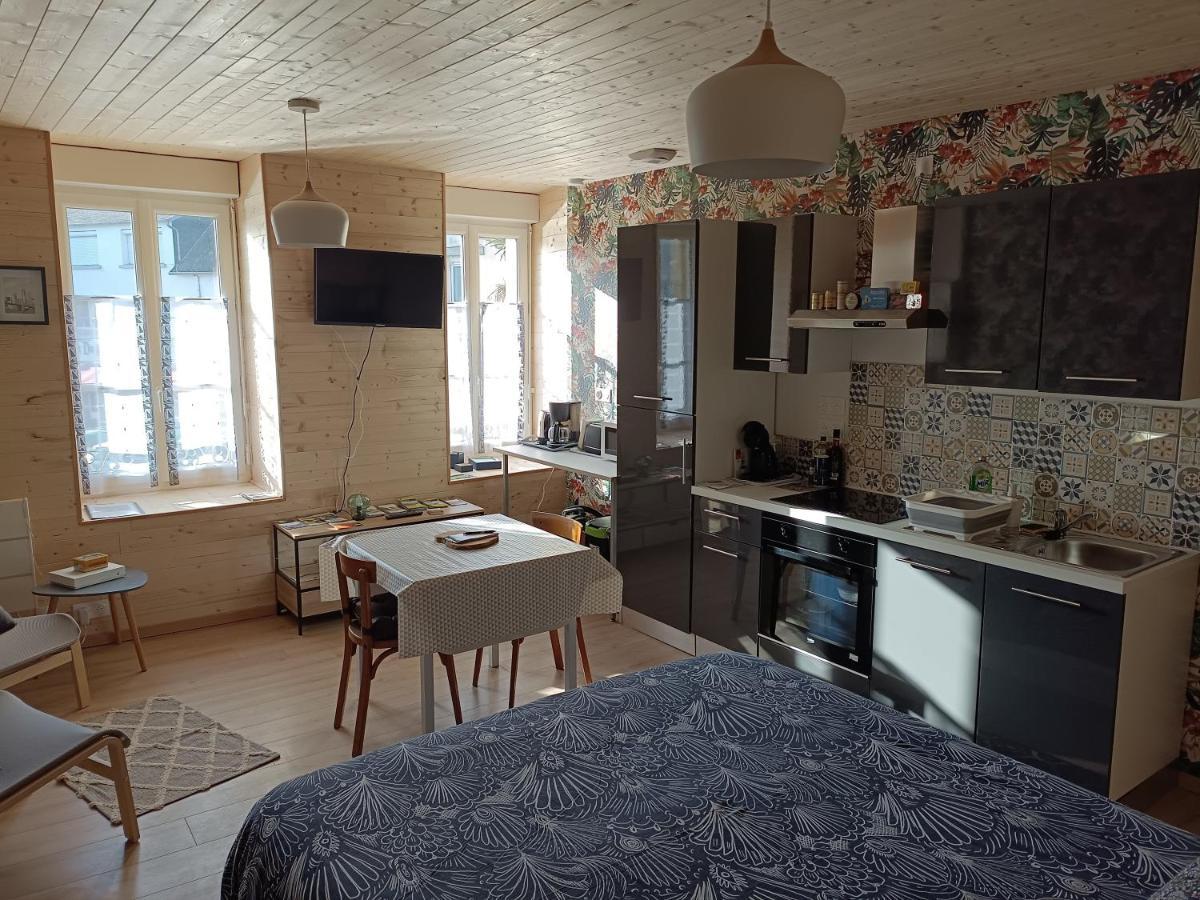 Charmant Studio Proche Canal. Châteauneuf-du-Faou Extérieur photo
